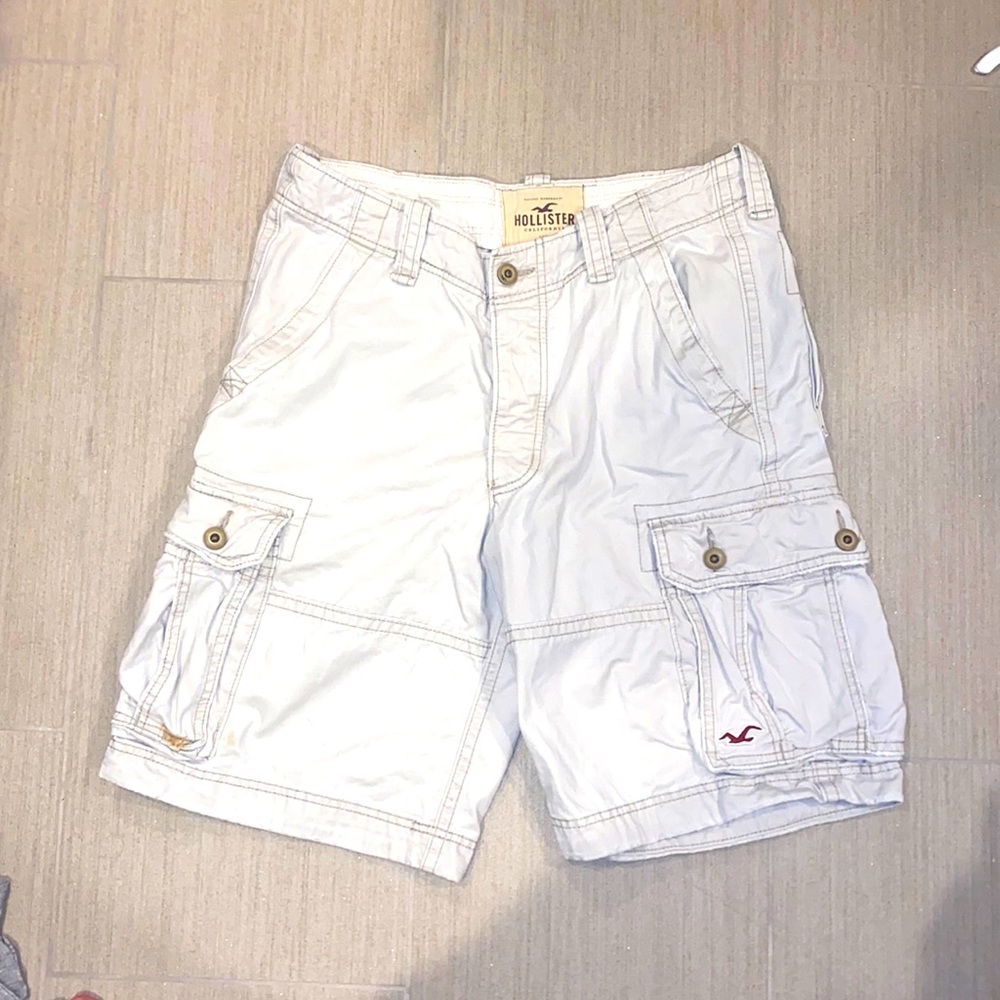 Hollister Size 32 Khaki Cargo Shorts